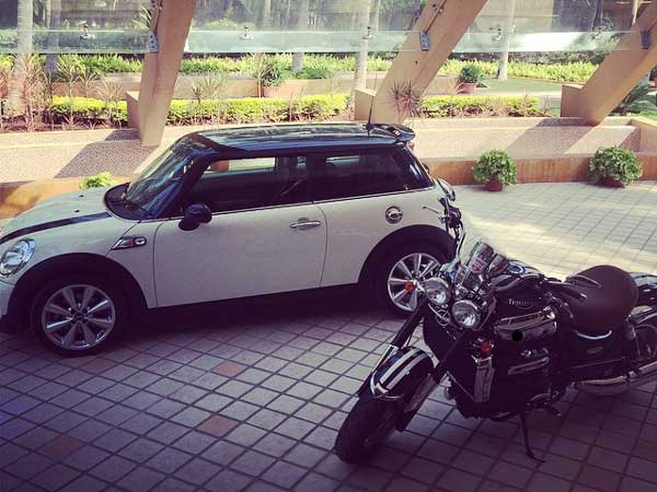  ಶ್ರೇಣಿಕ್ ಎಂಬ 27 ವರ್ಷದ ತರುಣನ ಬಳಿ ಬರೋಬ್ಬರಿ 120 ಲಗ್ಜುರಿ ಕಾರುಗಳಿವೆ !!