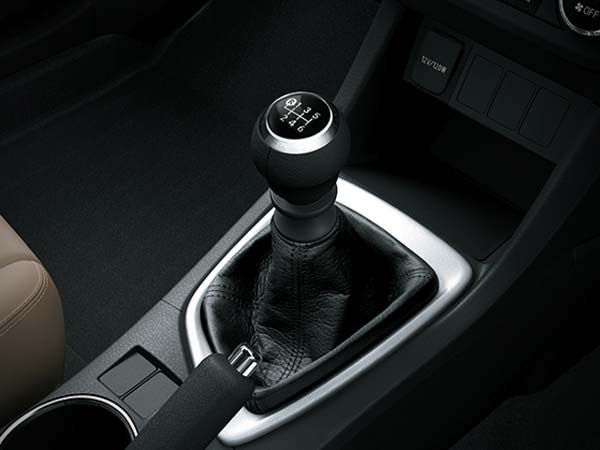 ಬಹುನಿರೀಕ್ಷಿತ ಟೊಯೊಟಾ ಕರೊಲ್ಲಾ ಆಲ್ಟಿಸ್ ಫೇಸ್ ಲಿಫ್ಟ್ ಕಾರು ಭಾರತದಲ್ಲಿ ಬಿಡುಗಡೆ