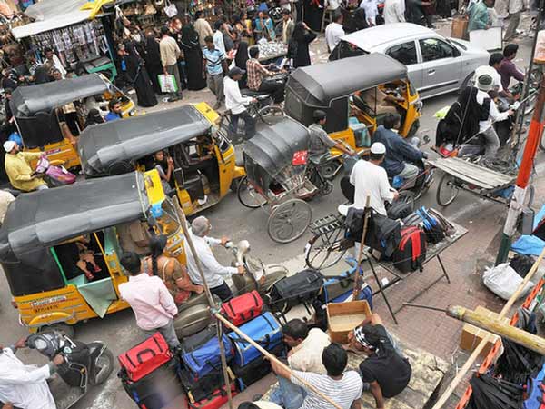 ಈ ನಿಯಮ ಜಾರಿಗೆ ಬಂದ್ರೆ ಪಾದಾಚಾರಿಗಳನ್ನು ದೇವ್ರೇ ಕಾಪಾಡಬೇಕು!!