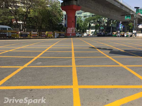 'ಹೆಲ್ಮೆಟ್' ರಾದ್ಧಾಂತ ಮುಗಿತು, ಇದೀಗ 'ಹಳದಿ ಬಾಕ್ಸ್' ಕಾಟ ಶುರು... 