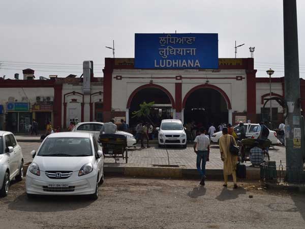 ಅಬ್ಬಾ!! ಈ ರೈತ ಮತ್ತು ರೈಲಿನ ಕತೆ ಓದಿ... ಕಿಕ್ ಕೊಡುತ್ತೆ