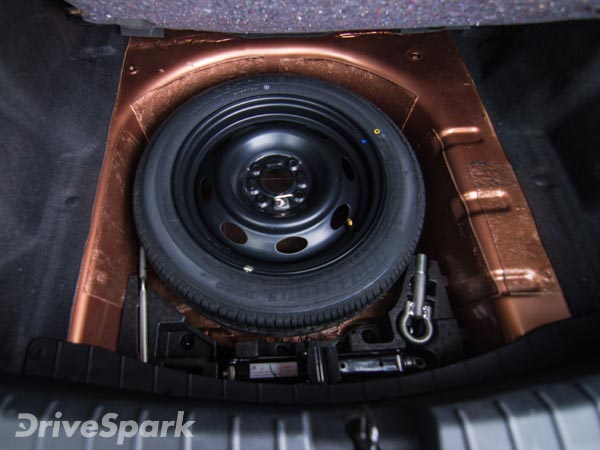 ರಾಜ್ಯದ ಮಾರುಕಟ್ಟೆಗೆ ಟಾಟಾ ಮೋಟರ್ಸ್‍ನ ಟಿಗೋರ್ ಕಾರು: ಬೆಲೆ ಮತ್ತು ವಿವರ ಇಲ್ಲಿದೆ