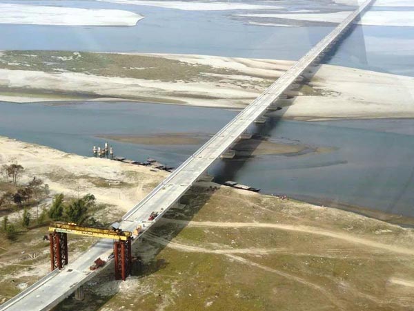 950 ಕೋಟಿ ವೆಚ್ಚದಲ್ಲಿ ಸಿದ್ಧಗೊಂಡ ಈ ಸೇತುವೆಯ ವಿಶೇಷತೆ ಏನ್ ಗೊತ್ತಾ?