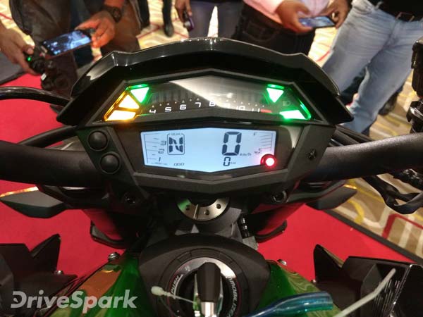 15 ಲಕ್ಷ ರೂಪಾಯಿ ಬೆಲೆ ಬಾಳುವ ಈ ಬೈಕಿನಲ್ಲಿ ಏನಿರ್ಬಹುದು?