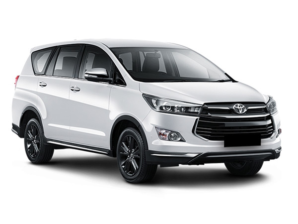 ಮಾರುಕಟ್ಟೆಗೆ ಲಗ್ಗೆಯಿಟ್ಟ ವಿನೂತನ ಇನೋವಾ ಕ್ರಿಸ್ಟಾ ಟೂರಿಂಗ್ ಸ್ಪೋರ್ಟ್ ಕಾರು..!!