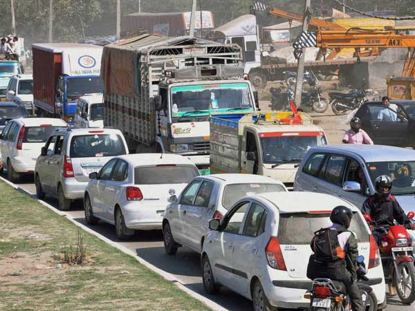 ಬೆಂಗಳೂರಿನಲ್ಲಿ ಹೆಚ್ಚು ಟ್ರಾಫಿಕ್ ಅನ್ನೋರು ಈ 10 ನಗರಗಳಿಗೆ ಬಗ್ಗೆ ತಿಳ್ಕೊಂಡ್ರೆ ಸಮಾಧಾನ ಮಾಡ್ಕೋತೀರಾ !