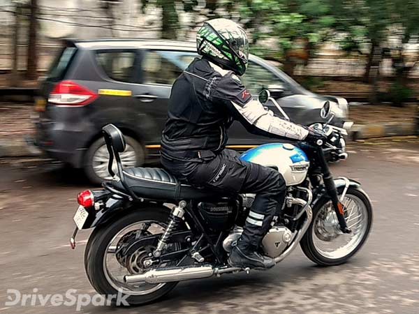 ಚಾಲನಾ ವಿಮರ್ಶೆ- ಹೊಸ ಲುಕ್‌ನೊಂದಿಗೆ ಎಂಟ್ರಿ ಕೊಟ್ಟ 2016 ಟ್ರಯಂಪ್ ಬೊನೆವಿಲ್ಲೆ ಟಿ100