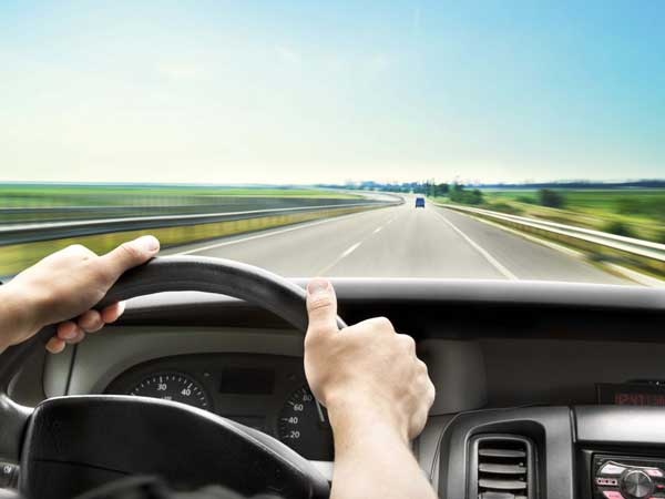 ಮ್ಯಾನುವಲ್ ಕಾರು ಓಡಿಸುವಾಗ ಈ 5 ತಪ್ಪುಗಳನ್ನು ಮಾಡಲೇಬೇಡಿ..!!