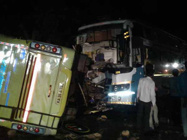 ಮದುವೆ ದಿಬ್ಬಣದ ಟೆಂಪೋ ಮತ್ತು ಖಾಸಗಿ ಬಸ್ ನಡುವೆ ಡಿಕ್ಕಿ- ವಧು ಸೇರಿ 7 ಮಂದಿ ದುರ್ಮರಣ