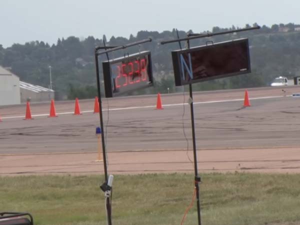 ಗಂಟೆಗೆ 405 ಕಿ.ಮಿ ವೇಗದಲ್ಲಿ ಚಾಲನೆ- ನಿಸ್ಸಾನ್ ಜಿಟಿ-ಆರ್‌ನಿಂದ ಹೊಸ ಮೈಲಿಗಲ್ಲು..!!