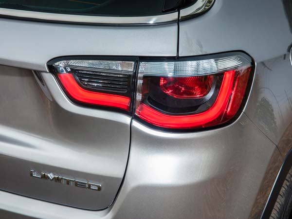 ಕೇವಲ ಮೂರು ದಿನಗಳಲ್ಲಿ 1000 ಜೀಪ್ ಕ್ಯಾಂಪಸ್ ಕಾರುಗಳು ಬುಕ್ ಆದ್ವು