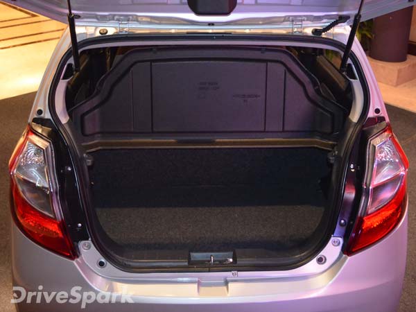 ಮಾರಾಟದಲ್ಲಿ ಹೊಸ ಧಾಖಲೆ ಬರೆದ ಮಾರುತಿ ಸುಜುಕಿ ಆಲ್ಟೊ ಕಾರು