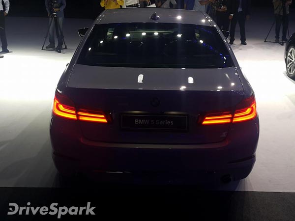 ಬಹುನಿರೀಕ್ಷಿತ 5ನೇ ಸರಣಿಯ ಬಿಎಂಡಬ್ಲ್ಯೂ ಕಾರು ಭಾರತದಲ್ಲಿ ಬಿಡುಗಡೆ 