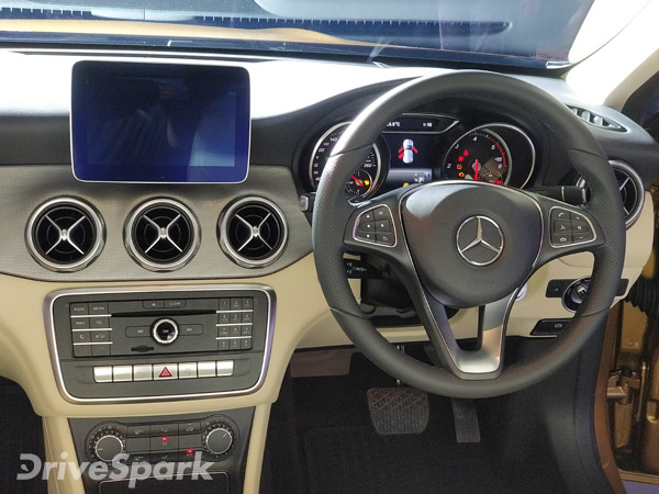 2017ರ ಮರ್ಸಿಡಿಸ್ ಬೆಂಝ್ ಜಿಎಲ್‌ಎ ಬಿಡುಗಡೆ