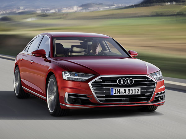 ವಿ6 ಎಂಜಿನ್ ಜೊತೆ ಅಭಿವದ್ಧಿಯಾಗಿದೆ 2018ರ ಆಡಿ ಎ8 ಕಾರು..!