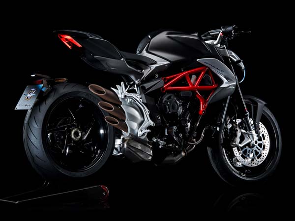 ಅಗುಸ್ಟಾ ಸಂಸ್ಥೆಯ ಷೇರುಗಳನ್ನು ಮಾರಾಟ ಮಾಡಿದ ಮರ್ಸಿಡಿಸ್ ಅಗುಸ್ಟಾ ಸಂಸ್ಥೆಯ ಷೇರುಗಳನ್ನು ಮಾರಾಟ ಮಾಡಿದ ಮರ್ಸಿಡಿಸ್