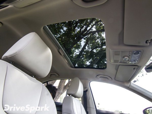 2017 ಸ್ಕೋಡಾ ಒಕ್ಟಾವಿಯಾ ಫೇಸ್‌ಲಿಫ್ಟ್ ಮೊದಲ ಚಾಲನಾ ವಿಮರ್ಶೆ 