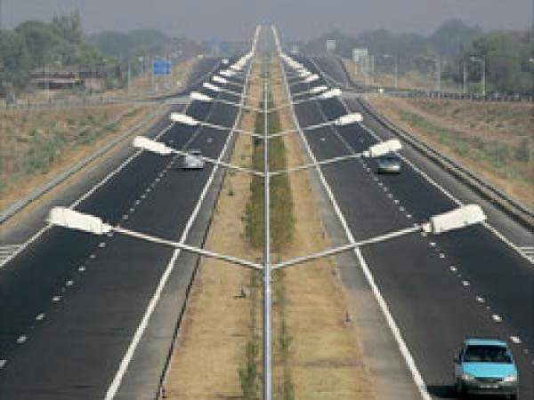 ತುರ್ತು ಸಂದರ್ಭಗಳಲ್ಲಿ ಇನ್ಮುಂದೆ ಹೆದ್ದಾರಿಗಳೇ ಫ್ಲೈಟ್ ರನ್ ವೇ..!