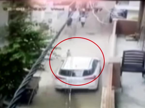 ಇಯರ್‌ ಫೋನ್ಸ್‌ ತಂದ ಅವಾಂತರ- ಮಗುವಿನ ಮೇಲೆ ಕಾರು ಹರಿಸಿದ ಮಹಿಳೆ..!!