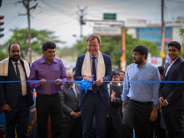 ಭಾರತದ ಮೊದಲ ಫೋಕ್ಸ್‌ವ್ಯಾಗನ್ 'ಡಿಜಿಟಲ್ ಎಕ್ಸ್‌ಪೀರಿಯೆನ್ಸ್' ಉದ್ಘಾಟನೆ