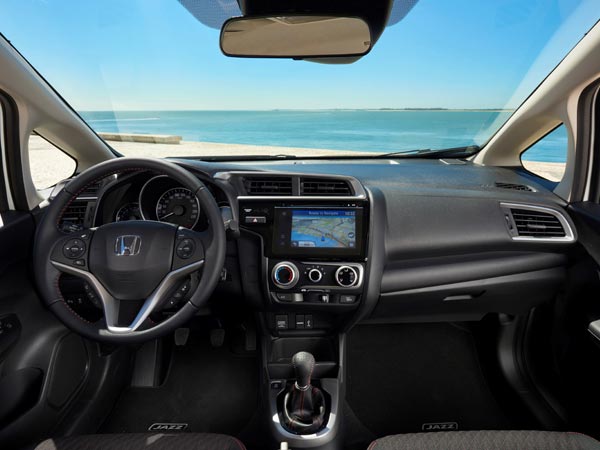 ಪ್ರದರ್ಶನಕ್ಕೂ ಮುನ್ನ ಹೋಂಡಾ ಜಾಝ್ ಫೇಸ್‌ಲಿಫ್ಟ್ ಕಾರಿನ ಅನಾವರಣ