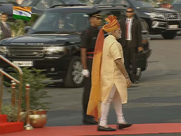 ಬಿಎಂಡಬ್ಲ್ಯು 7 ಸಿರೀಸ್ ಬಿಟ್ಟು ರೇಂಜ್ ರೋವರ್ ಕಾರು ಏರಿದ್ದೇಕೆ ಪ್ರಧಾನಿ ಮೋದಿ?