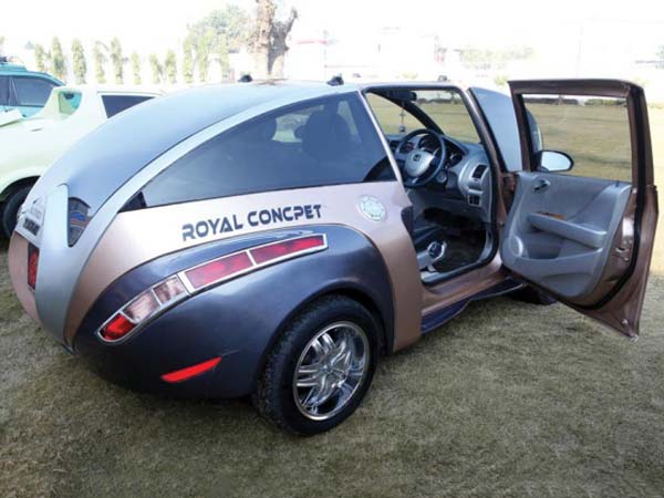 ರೇಪಿಸ್ಟ್ ಬಾಬಾ ಬಳಿ ಇವೆ ಹತ್ತಾರು ಬಗೆಯ ಐಷಾರಾಮಿ ಕಾರ್ ಕಲೆಕ್ಷನ್..!!