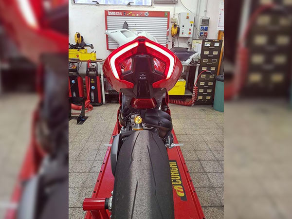 ಡುಕಾಟಿ ಸಂಸ್ಥೆಯ ವಿ4 ಸೂಪರ್ ಬೈಕಿನ ಮತ್ತಷ್ಟು ಚಿತ್ರಗಳು ಸೋರಿಕೆ 