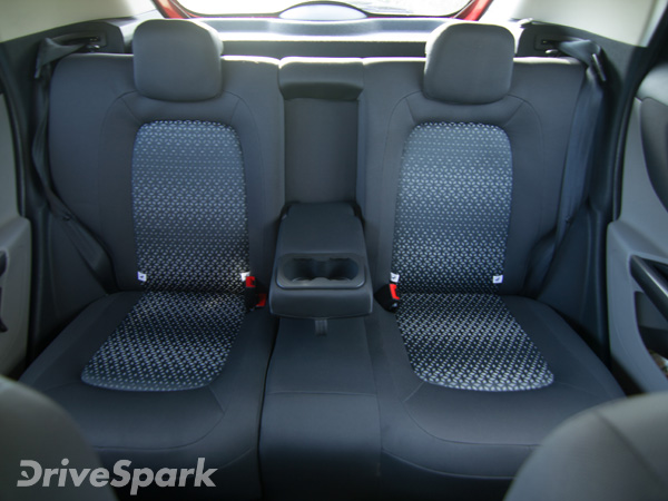 ಬಹುನಿರೀಕ್ಷಿತ ಟಾಟಾ ನೆಕ್ಸನ್ ಭಾರತದಲ್ಲಿ ಬಿಡುಗಡೆ; ಬೆಲೆ ರೂ 5.85 ಲಕ್ಷ