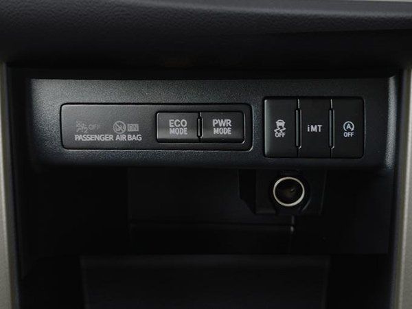 ಟೊಯೊಟಾದಿಂದ ಹೊಸ ಇನೋವಾ ಕ್ರಿಸ್ಟಾ ಟೂರಿಂಗ್ ಸ್ಪೋರ್ಟ್ ಬಿಡುಗಡೆ