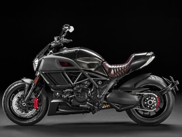 ಡೀಸೆಲ್ ಎಂಜಿನ್‌ನೊಂದಿಗೆ ಬಿಡುಗಡೆಯಾದ ಡುಕಾಟಿ ಸೂಪರ್ ಬೈಕ್ ಡಯಾವೆಲ್