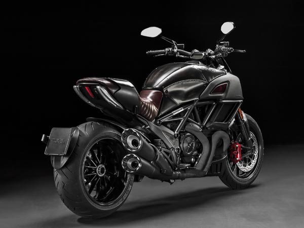 ಡೀಸೆಲ್ ಎಂಜಿನ್‌ನೊಂದಿಗೆ ಬಿಡುಗಡೆಯಾದ ಡುಕಾಟಿ ಸೂಪರ್ ಬೈಕ್ ಡಯಾವೆಲ್