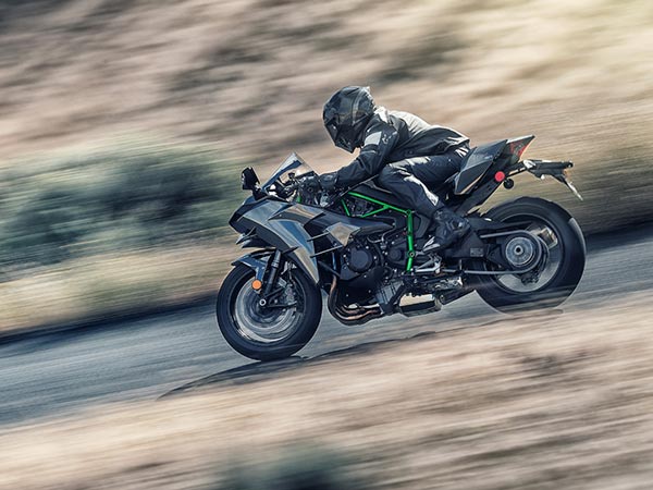 ಸೂಪರ್ ಚಾರ್ಜ್ಡ್ ಬೈಕ್‌ಗಳನ್ನು ಪರಿಚಯಿಸುತ್ತಿದೆ ಕವಾಸಕಿ