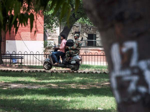 ಹಿಂಬದಿ ಬೈಕ್ ಸವಾರಿಯನ್ನು ಬ್ಯಾನ್ ಮಾಡಿದ ಕರ್ನಾಟಕ ಸರ್ಕಾರ