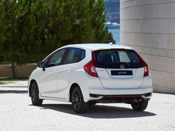 ಬರ್ತಿದೆ ಹೋಂಡಾ ಸಿಟಿ ಮತ್ತು ಜಾಝ್ ಕಾರುಗಳ ಹೈಬ್ರಿಡ್ ಆವೃತಿ !!