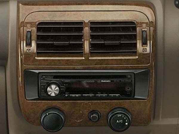 ಮಹೀಂದ್ರಾ ಬೊಲೆರೊ ವಾಹನ ಎಲ್ರಿಗೂ ಅಚ್ಚು ಮೆಚ್ಚು !! ಯಾಕೆ ಗೊತ್ತೆ ?