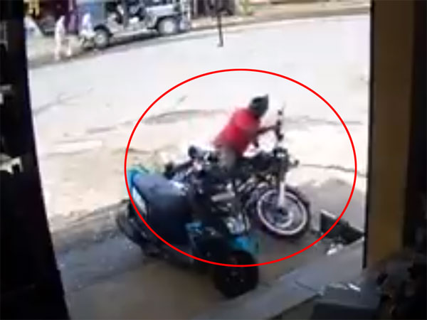 ಎಲ್ಲೆಂದ್ರಲ್ಲಿ ಬೈಕ್ ಪಾರ್ಕ್ ಮಾಡುವ ಮುನ್ನ ತಪ್ಪದೇ ಈ ವಿಡಿಯೋ ನೋಡಿ