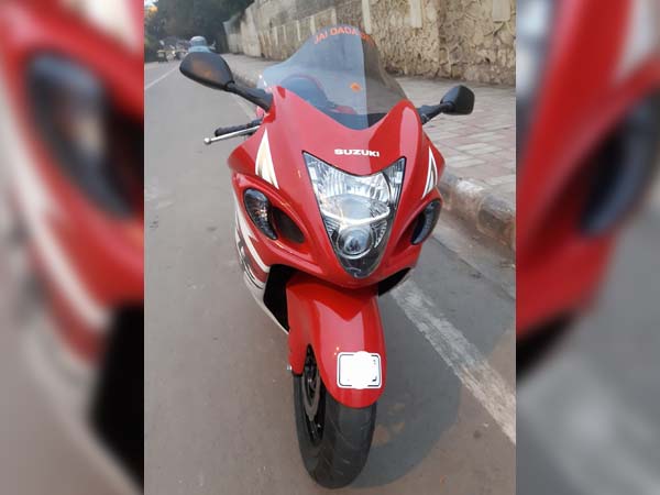 ಹೀರೊ ಎಕ್ಸ್‌ಟ್ರಿಮ್ ಬೈಕನ್ನು ಹಯಾಬೂಸಾ ಸೂಪರ್ ಬೈಕ್ ಮಾಡಿದರು !!