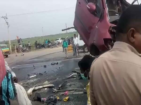 ಸ್ಕಾರ್ಪಿಯೋಗೆ ಡಿಕ್ಕಿ ಹೊಡೆದ ಎರ್ಟಿಗಾ- ದುರಂತದಲ್ಲಿ 6 ಸಾವು