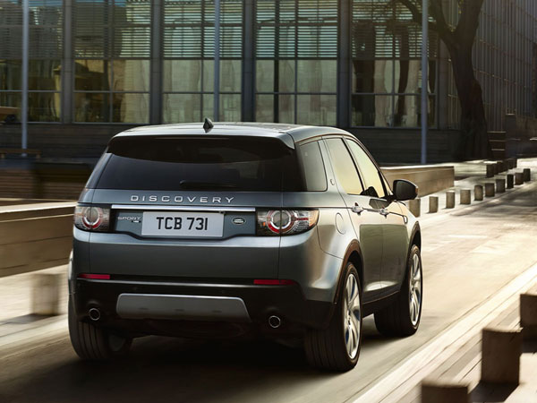 2018 ಲ್ಯಾಂಡ್ ರೋವರ್ ಡಿಸ್ಕವರಿ ಸ್ಪೋರ್ಟ್ ಭಾರತದಲ್ಲಿ ಬಿಡುಗಡೆ; ಬೆಲೆ ರೂ.42.48 ಲಕ್ಷ