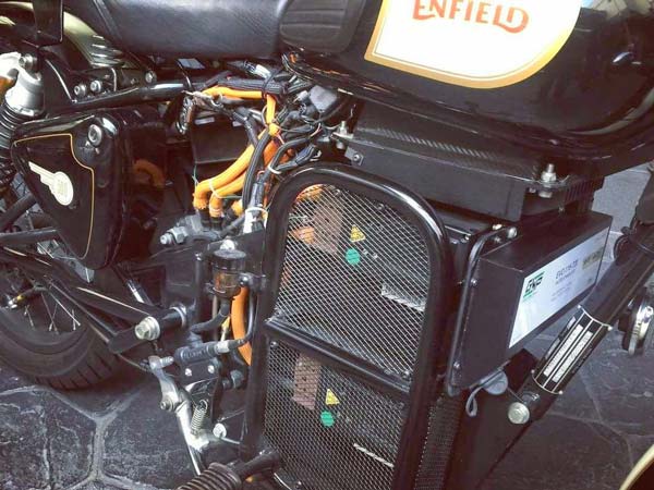 ಮೊದಲ ಬಾರಿಗೆ ಎಲೆಕ್ಟ್ರಿಕ್ ಕ್ಲಾಸಿಕ್ ಬೈಕ್ ಪ್ರದರ್ಶಿಸಿದ ರಾಯಲ್ ಎನ್‌ಫೀಲ್ಡ್