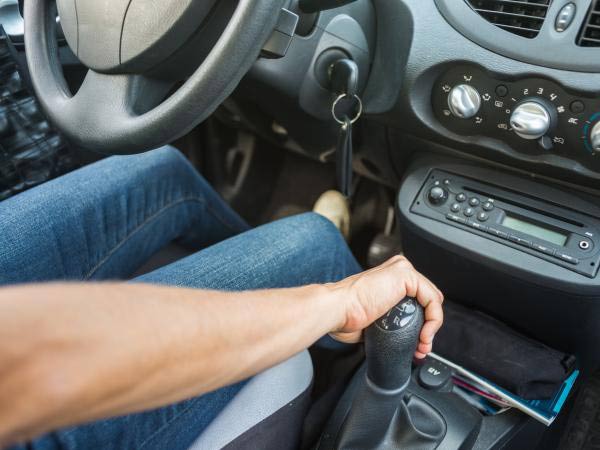 ಕಾರಿನ ಗೇರ್ ಸ್ಕಿಪ್ ಮಾಡುವುದರಿಂದ ಗೇರ್‌ಬಾಕ್ಸ್ ಹಾಳಾಗುತ್ತಾ ?