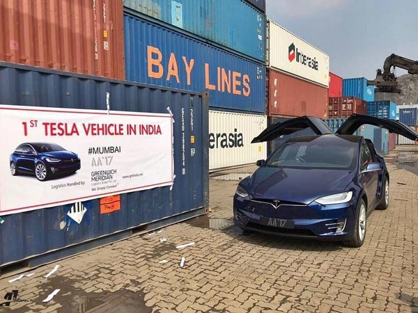ಮುಂಬೈ ರೋಡ್‌ಗಳಲ್ಲಿ ಕಮಾಲ್ ಮಾಡಿದ ಭಾರತ ಮೊದಲ ಟೆಸ್ಲಾ ಮಾಡೆಲ್ ಎಕ್ಸ್