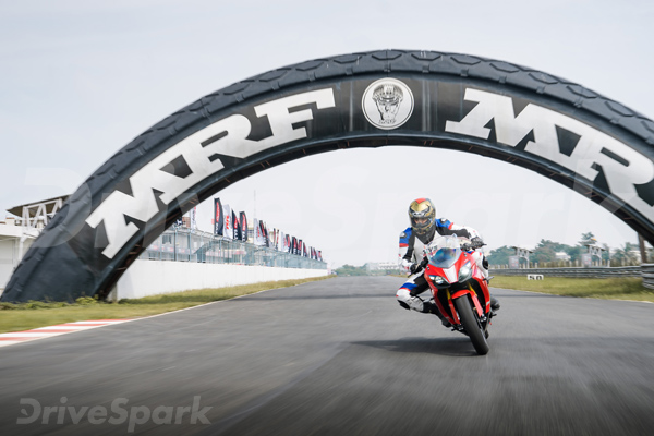 ಮೊದಲ ಚಾಲನಾ ವಿಮರ್ಶೆ : ಟಿವಿಎಸ್ ಅಪಾಚೆ ಆರ್‌ಆರ್ 310