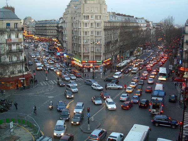 ಡೀಸೆಲ್ ಮತ್ತು ಪೆಟ್ರೋಲ್ ಕಾರುಗಳ ನಿಷೇಧಕ್ಕೆ ಫ್ರಾನ್ಸ್‌ದಿಂದ ದಿಟ್ಟ ಹೆಜ್ಜೆ 