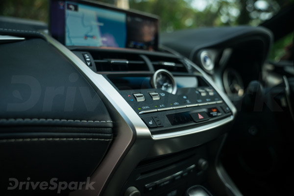 ಲೆಕ್ಸಸ್ ಎನ್‌ಎಕ್ಸ್ 300ಎಚ್ ಎಸ್‌ಯುವಿ ಕಾರು ಭಾರತದಲ್ಲಿ ಬಿಡುಗಡೆ : ಬೆಲೆ ರೂ.53.18 ಲಕ್ಷ