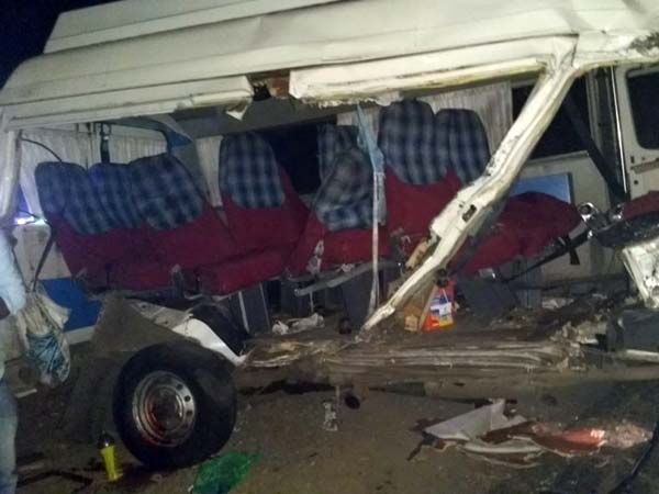 ಕೆಎಸ್‌ಆರ್‌ಟಿಸಿ ಬಸ್ ಮತ್ತು ಟಿಟಿ ಮುಖಾಮುಖಿ- ಘಟನೆಯಲ್ಲಿ ಐವರು ದುರ್ಮರಣ