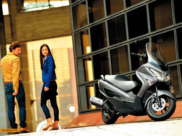 ಮೋಡಿ ಮಾಡಲಿದೆ ಸುಜುಕಿ ಹೊಸ ಸ್ಕೂಟರ್ ಬುರ್ಗಮನ್ ಸ್ಟ್ರೀಟ್..!!