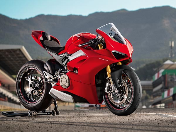 ಭಾರತದಲ್ಲಿ ರೂ.20.53 ಲಕ್ಷಕ್ಕೆ ಬಿಡುಗಡೆಗೊಂಡ ಡುಕಾಟಿ ಪ್ಯಾನಿಗಾಲೆ V4