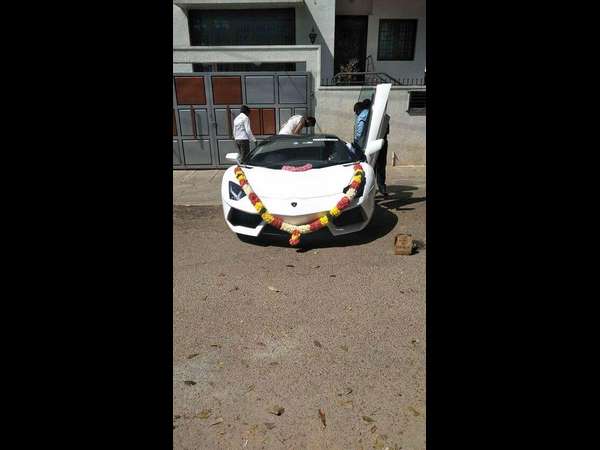 ನಟ ದರ್ಶನ್ ದುಬಾರಿ ಬೆಲೆಯ ಸೂಪರ್ ಕಾರಿನ ನಂಬರ್ ಪ್ಲೇಟ್ ಅಸಲಿಯತ್ತು ಏನು? 